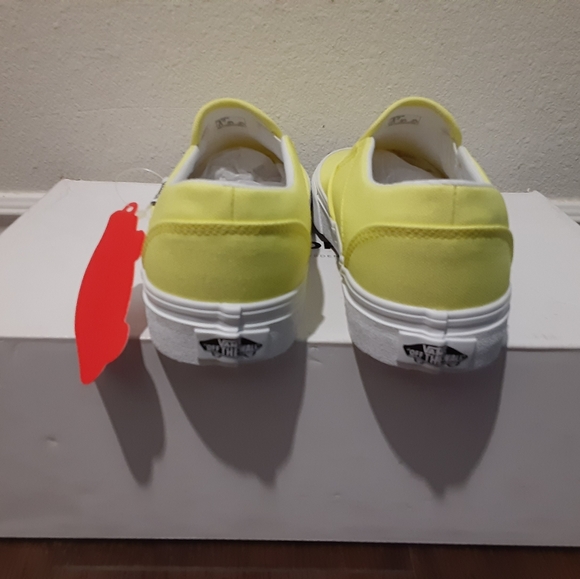 Vans - Picture 4 of 4